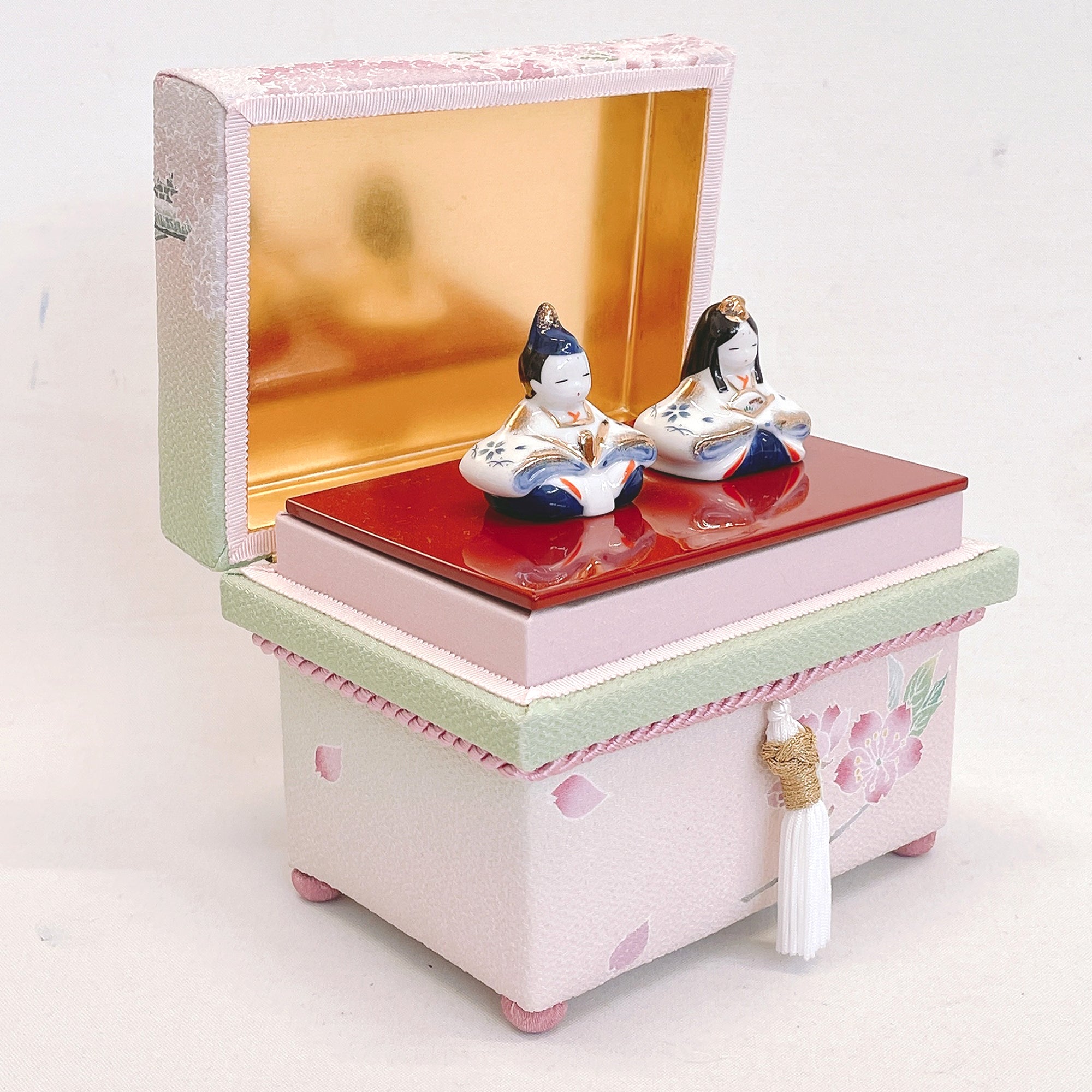 ミニ茶箱 風の彩「金沢の春」 お雛様お飾りセット コンパクト ミニチュア 加賀友禅 ひな人形 かわいい 縁起 出産祝 誕生日 プレゼント 伝統工芸