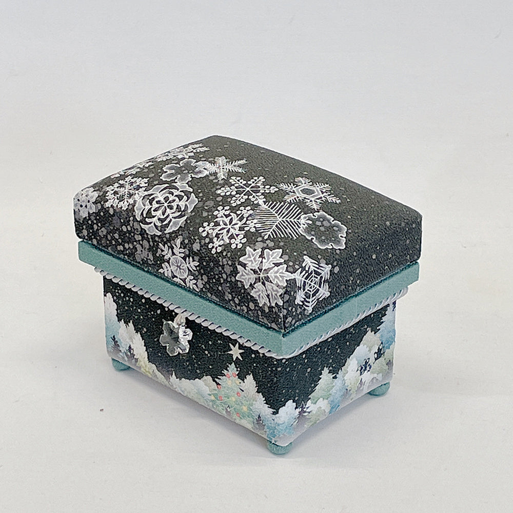 ミニ茶箱 風の彩「雪華(黒)」 クリスマスセット コンパクト ミニチュア 加賀友禅 テディベア クリスマスツリー プレゼントかわいい 誕生日 プレゼント 伝統工芸