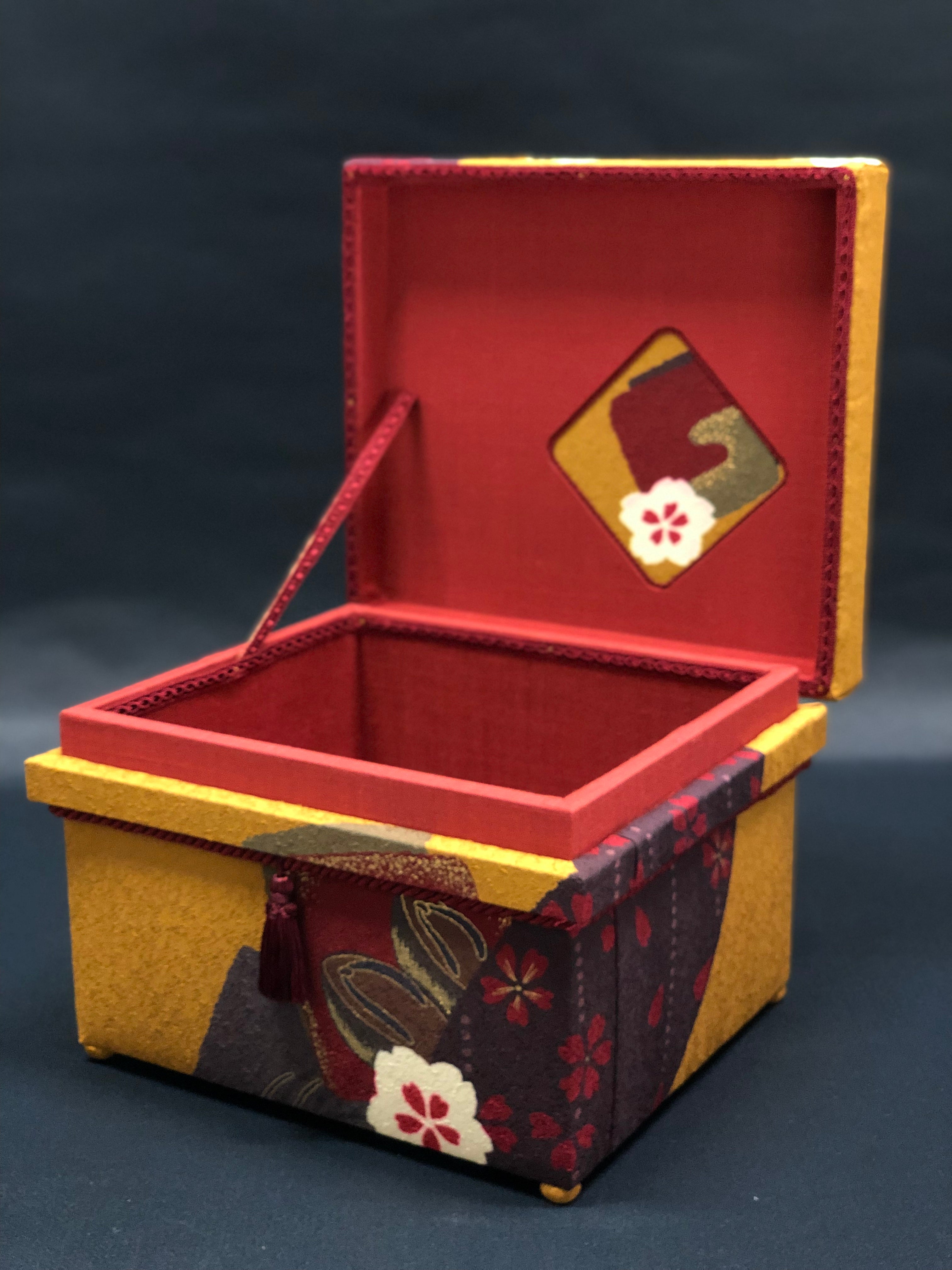 インテリア茶箱 Nori-M型 振袖 丹後ちりめん「兎」