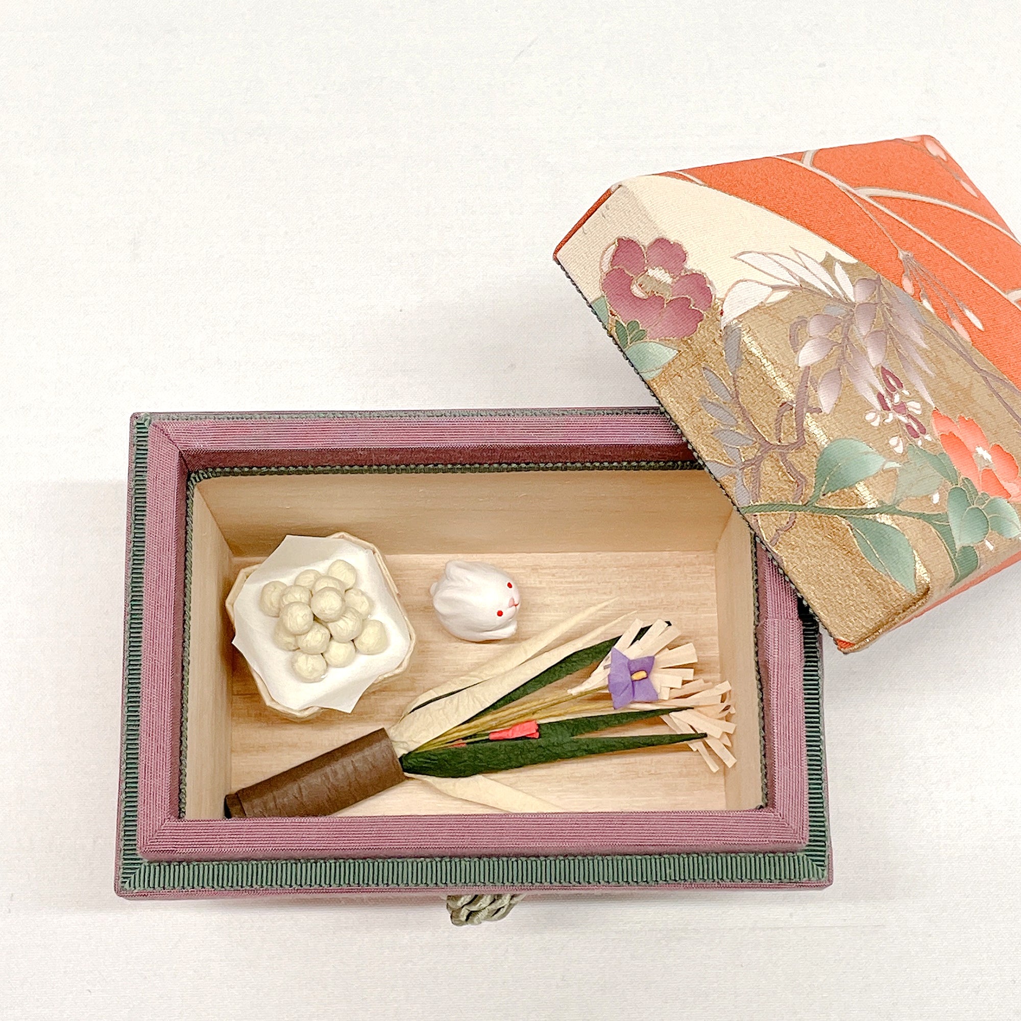 ミニ茶箱　お飾りセット【秋】コンパクト　ミニチュア　うさぎ　お月見　かわいい　縁起 出産祝 誕生日 プレゼント