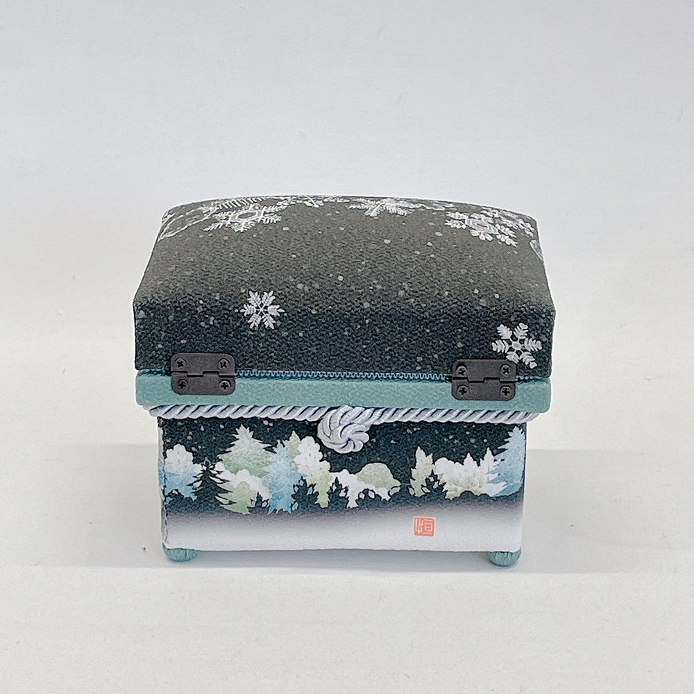 ミニ茶箱 　風の彩「雪華(黒)」 クリスマスセット　コンパクト　ミニチュア　加賀友禅　 テディベア クリスマスツリー　プレゼントかわいい　 誕生日 プレゼント 伝統工芸