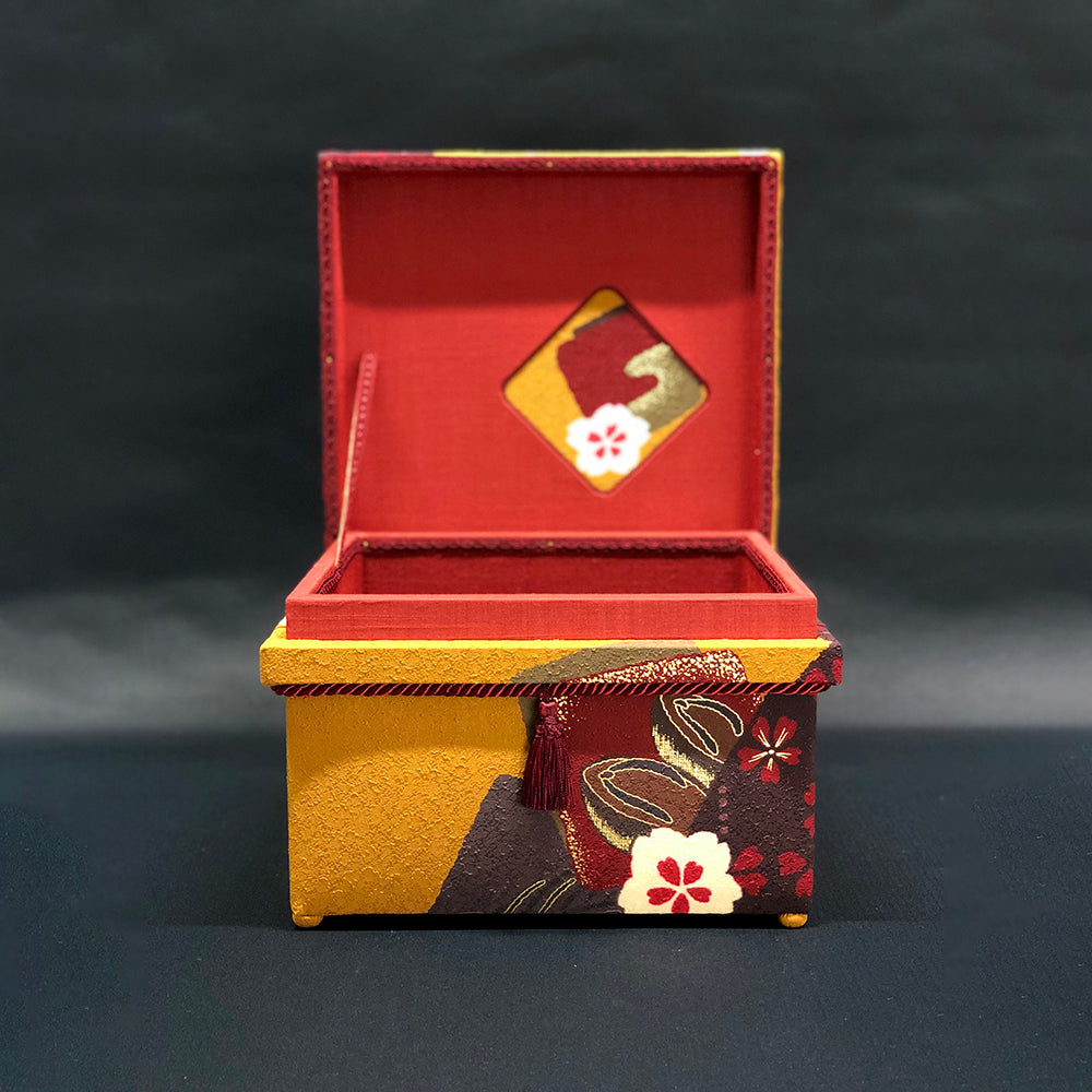 インテリア茶箱 Nori-M型　振袖 丹後ちりめん「兎」